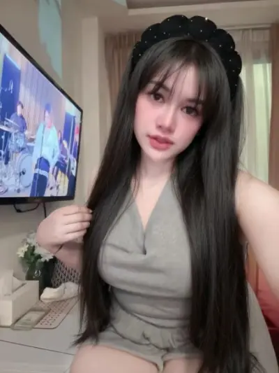 Nadia148